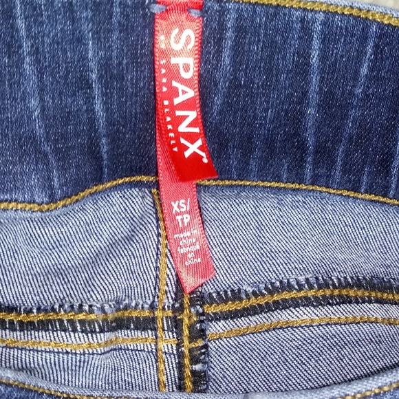 New Spanx Distressed Denim Pull On Leggings Size XS - Picture 7 of 11